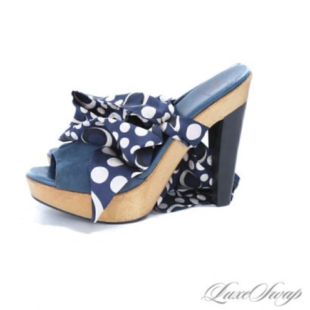 Diane von Furstenberg Eva Blue Suede Ankle Wrap Sandal. Fits size 7-7.5.